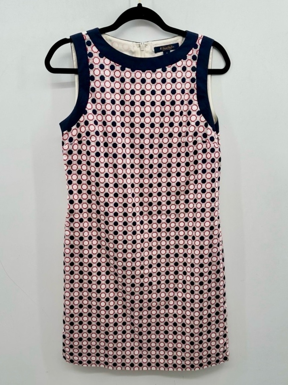 BROOKS BROTHERS Classic  Shift Dress Size 4